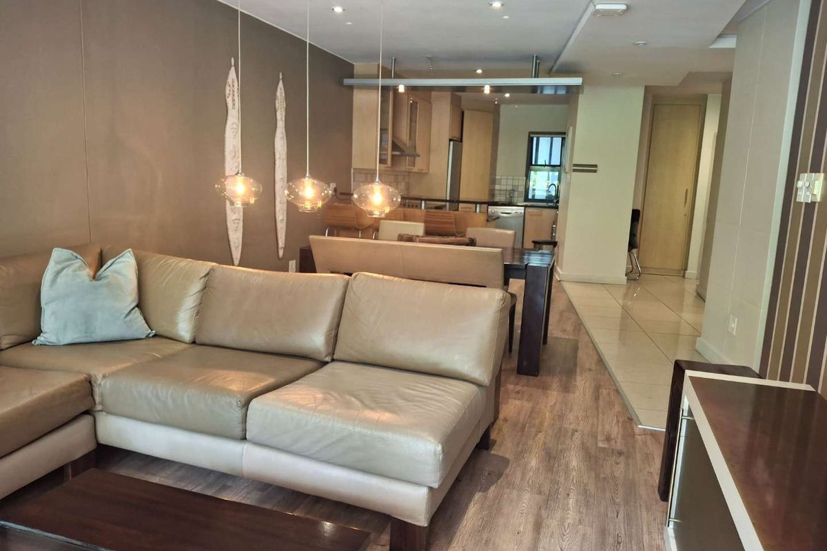 A BEAUTIFULLY FURNISHED TWO BEDROOM APARTMENT - Photo 4