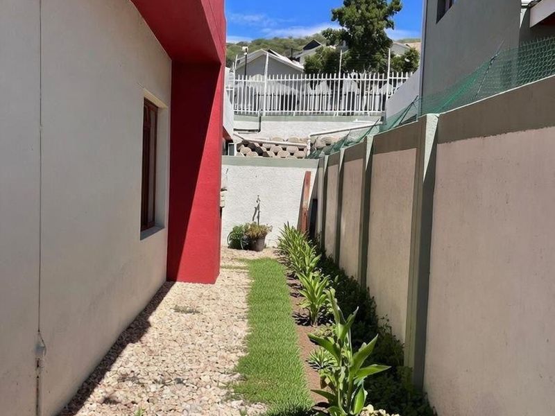 Avis- For Sale- N$1 750 000 - Photo 5