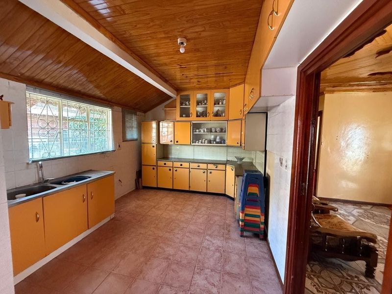 Practical Four-Bedroom Home with Low-Maintenance Facebrick Exterior in Estcourt - Photo 8