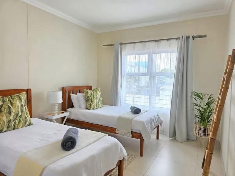 Furnished Sea-View Apartment - Photo 7