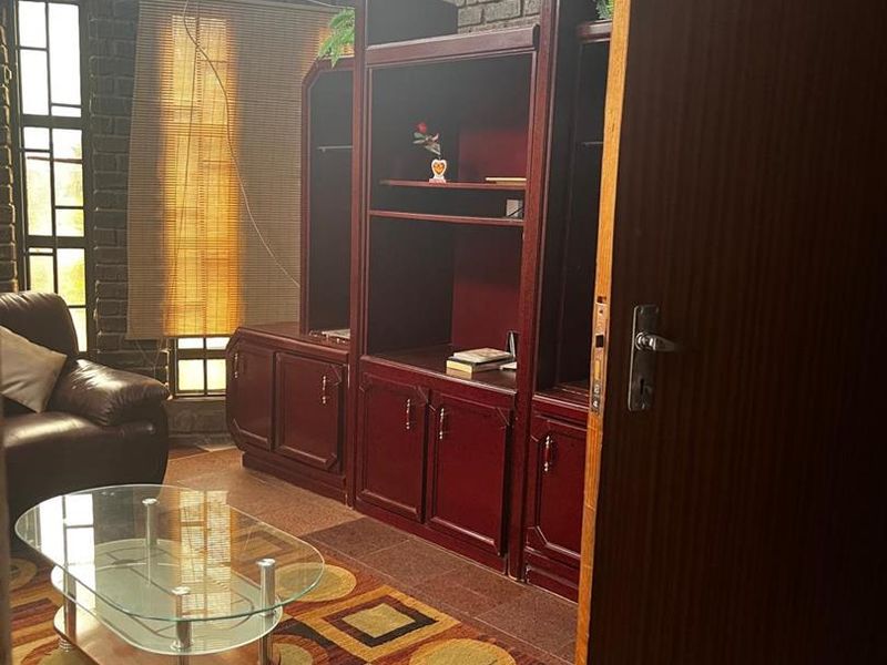 House for Sale in Madadeni, Newcastle, KZN - Photo 3