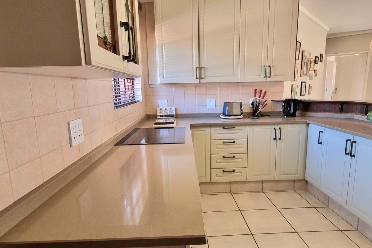 PEACE AND TRANQUILITY - Photo 2