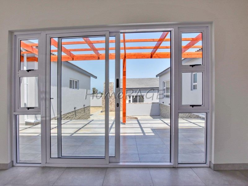 Ext 9, Swakopmund:  New 3 Bedr Home with 2 Bedr Flat is for Sale - Photo 7
