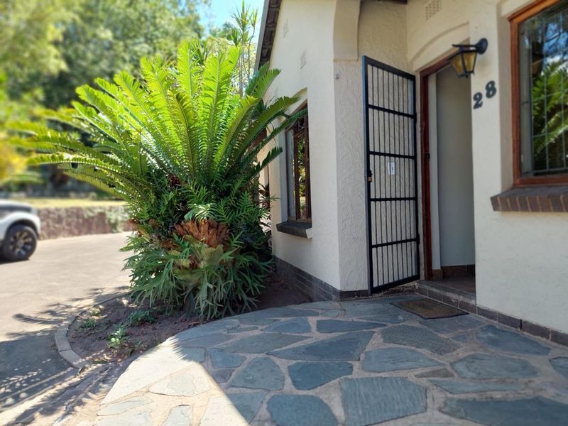 Charming Family Home with Flatlet for Sale in Yellowwood Park - Photo 3