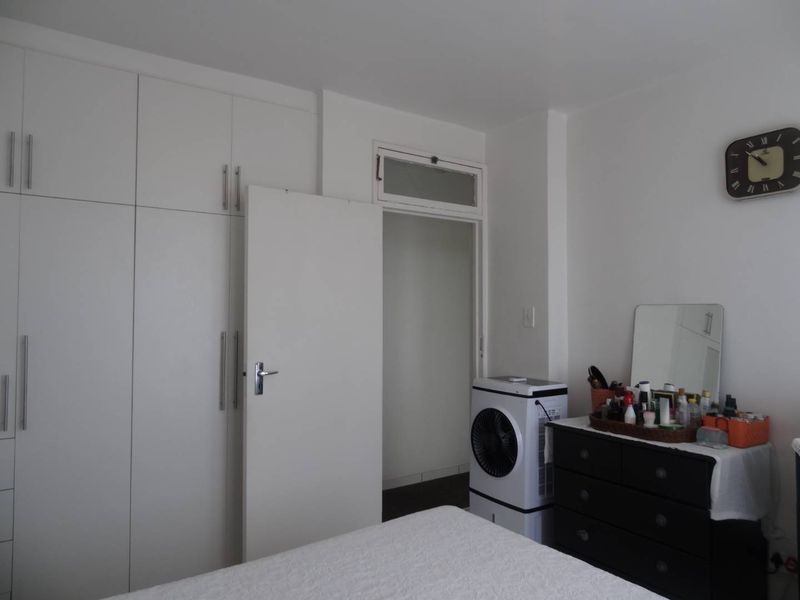 2.5 Bedroom Apartment for Sale - Photo 10