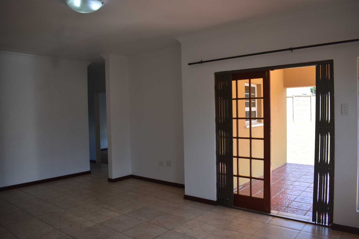 Priced to sell  fast! - Photo 5