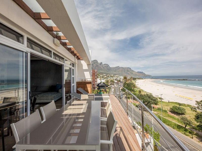 Camps Bay Luxury: Dual Airbnb Apartments with Ocean Views! - Photo 3