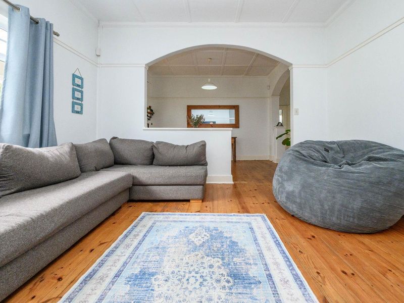 Beautiful Family Home in a Quiet Cul-de-Sac - Photo 6
