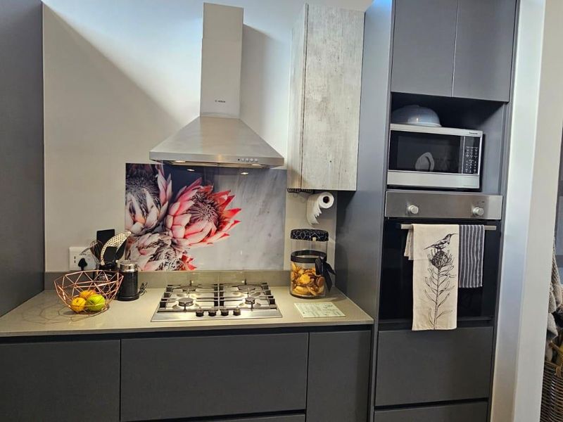 MOST BEAUTIFUL 3 BEDROOM DREAM HOME FOR RENT - Photo 2