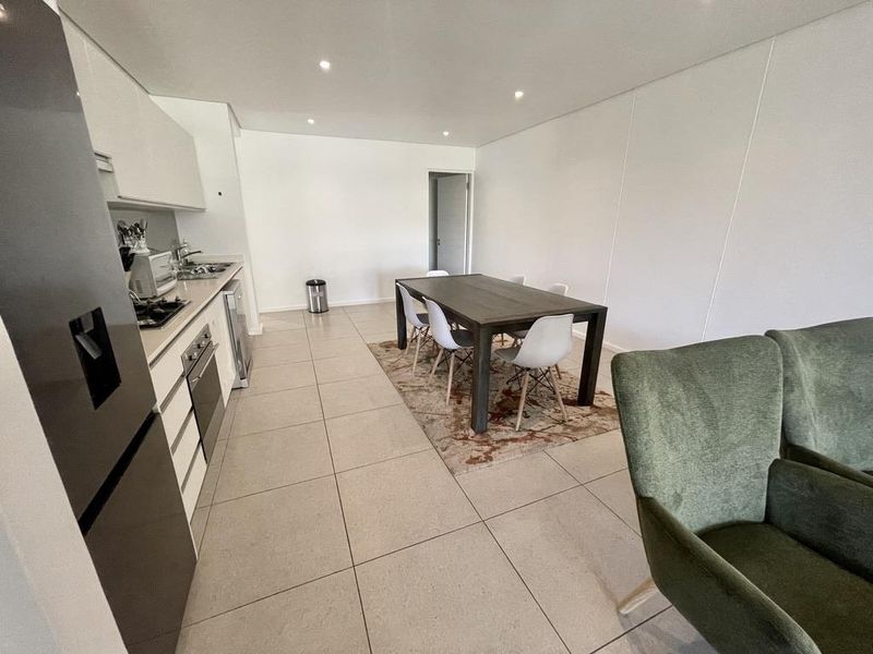 Hendra - Fully Furnished Luxurious Ground Floor 3 Bed, 3 Bath Apartment To Rent - Photo 6