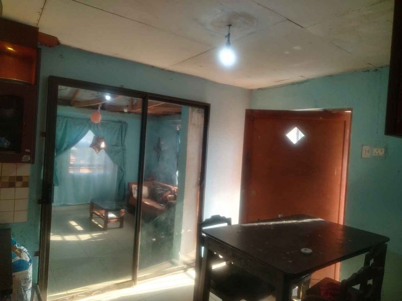 3 bedrooms house for sale in Soshanguve South - Photo 4