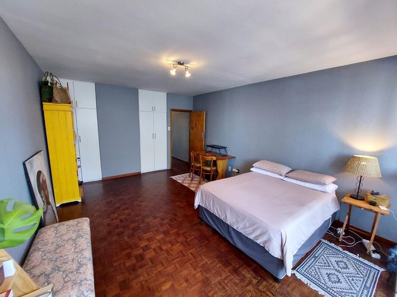 Bachelor apartment to let in Mouille Point - Photo 6