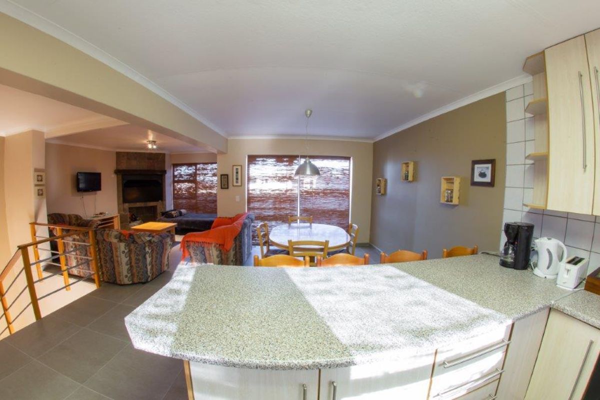 Price includes 2 Duplex Townhouses! - Photo 5