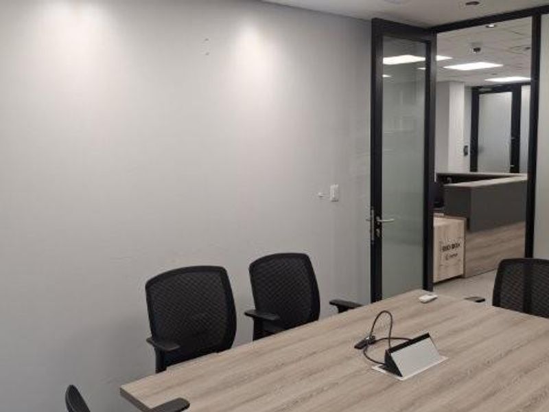 A GRADE OFFICES TO LET - BEST LOCATION - WINDHOEK CENTRAL - Photo 6