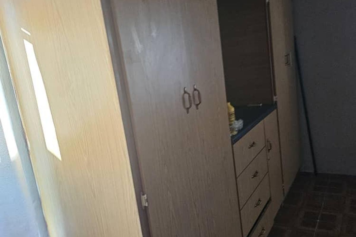 3 Bedroom House for Sale - Photo 2