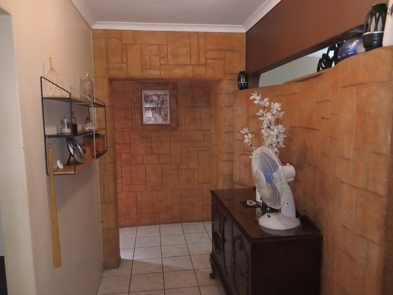 Exclusive Sole Mandate | Spacious Family Home in Veld en Vlei, Richards Bay| R1 700 000 - Photo 4