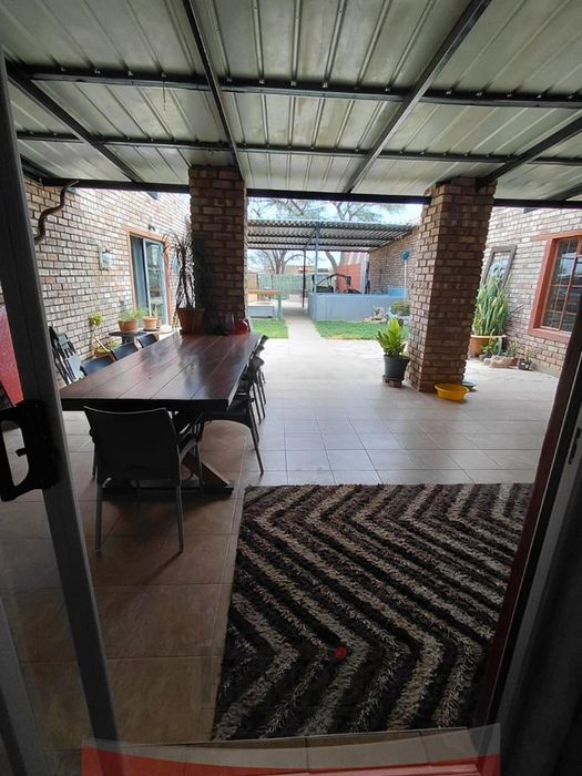 Property #2431707, House For Sale in Omaruru Central