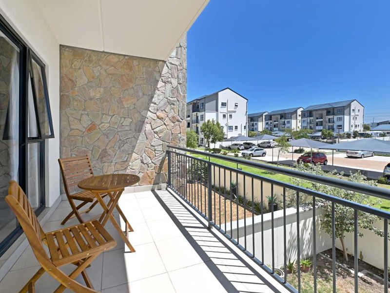 3-Bedroom Luxury Apartment | Fully Furnished | Fynbos Lifestyle Estate - Photo 8