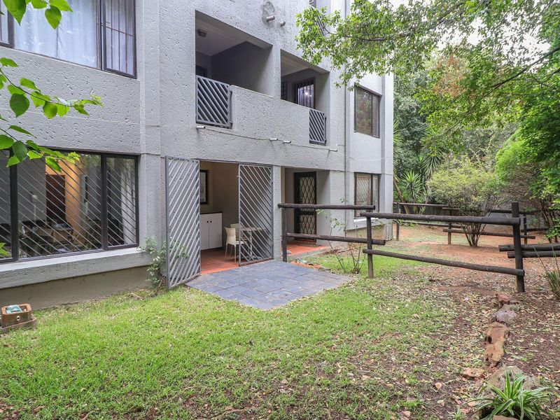 Morningside Hills Gem: Relax in Serenity - Photo 3