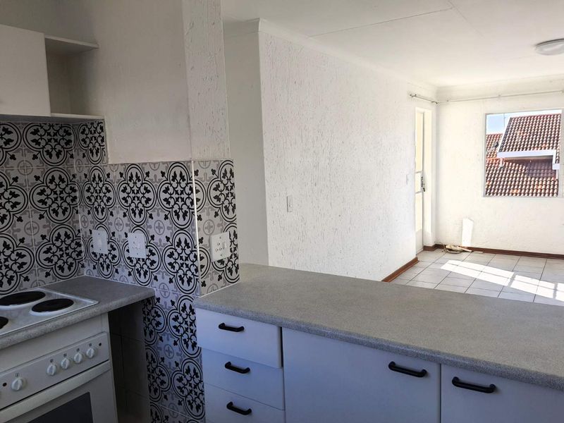 Perfectly positioned 1 Bedroom Apartment - Photo 4