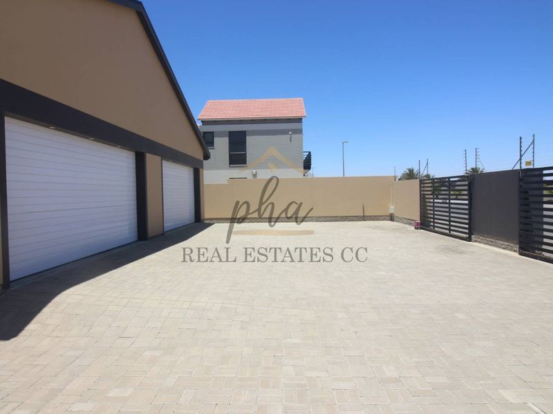 3 Bedroom House for sale - Swakopmund (Kramersdorf) - Photo 7