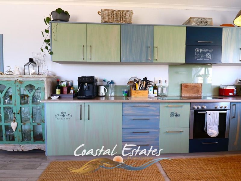 Your Dream Seafront Home Awaits You - Photo 10