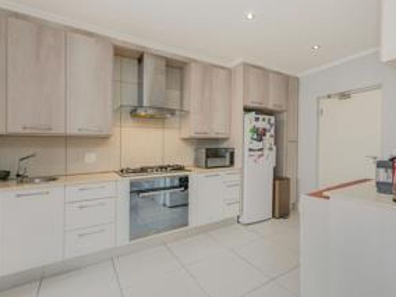 Modern Family Living in as Sought-After Bryanston Estate - Photo 2