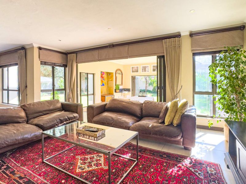 Exclusive Mandate - a Family home like no other - Photo 10