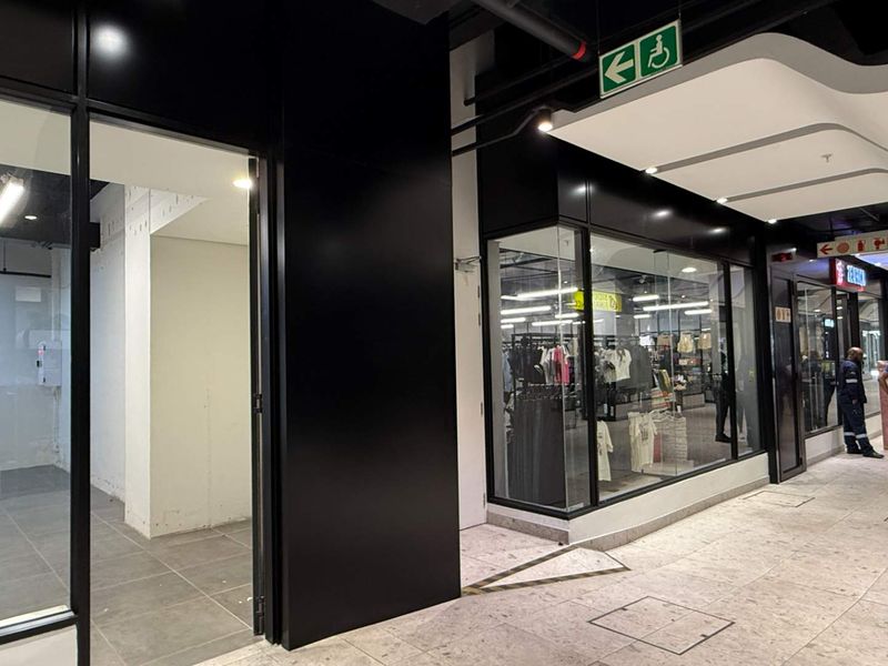 36m2 retail unit to let in newly refurbished The Mutual - Photo 9