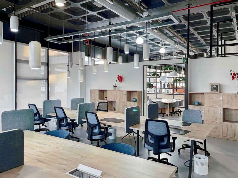 Workspaces, services and support to help you grow your business in Spaces Byls Bridge - Photo 8
