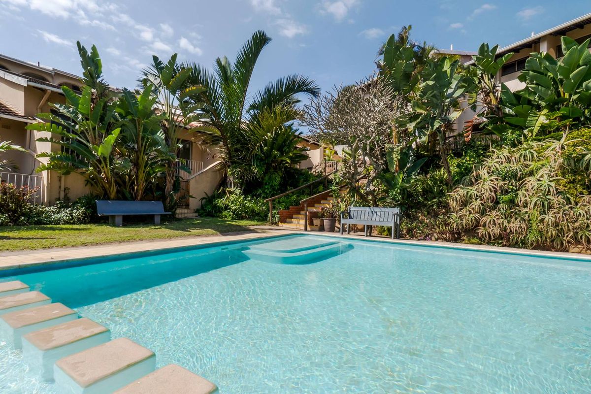 Ground floor and on the beach - Photo 4