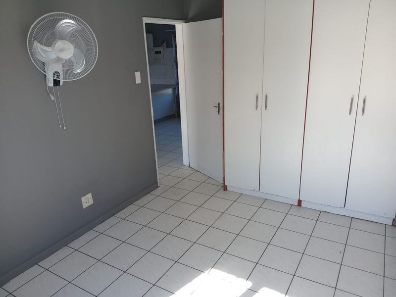 Practical 2-Bedroom Rental in Established Meer En See, Richards Bay - Photo 5
