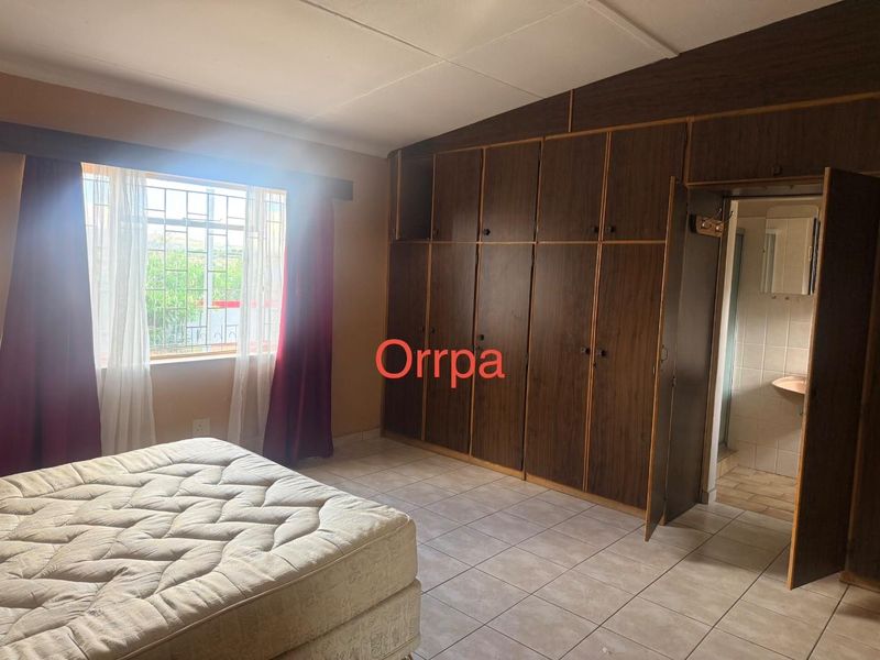 Family Home for Sale -Khomasdal - Photo 7