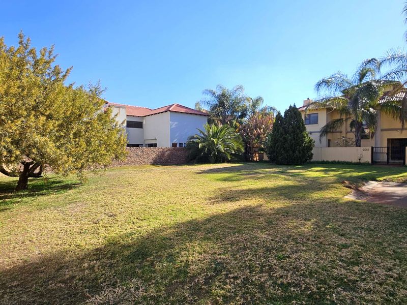 Vacant Stand in Popular Bougainvilla Estate - Photo 10
