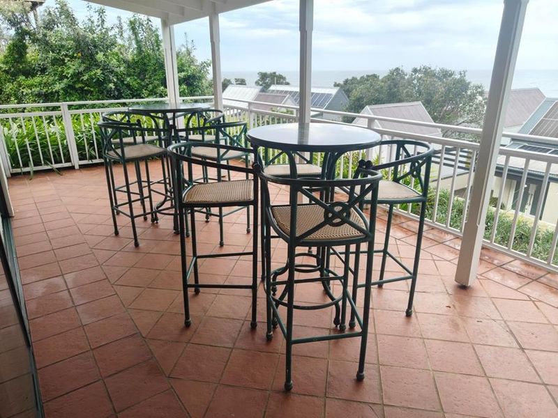 Fully Furnished 7-Bedroom Coastal Home – Luxury Living with Ocean Views - Photo 4