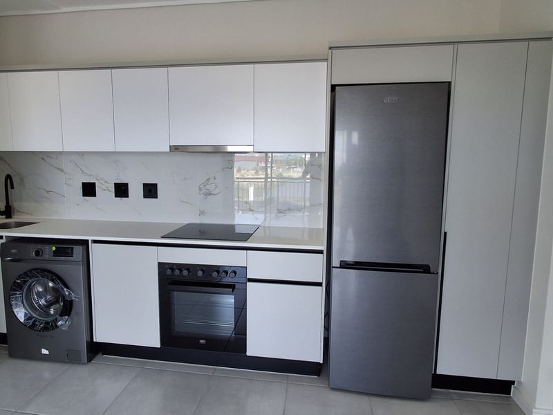 Secure & Stylish: Your New Home at De Kuile Estate - Photo 5