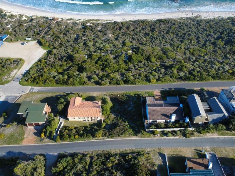 The Last Jewel on Pearly Beach's Golden Mile - Photo 2