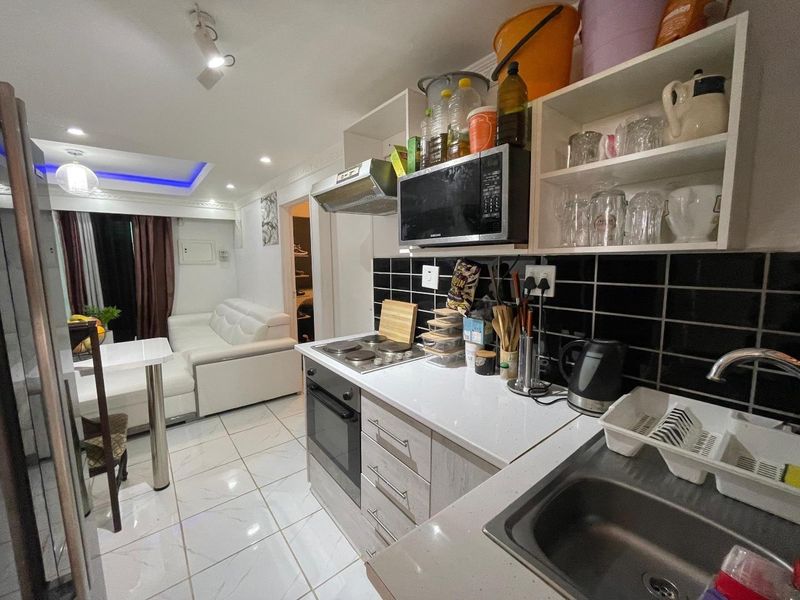 Apartment for sale in Otjomuise/ Bacardi court - Photo 10