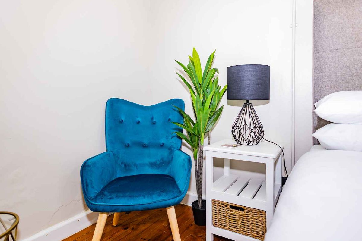 Urban Oaks Guest House - Photo 3