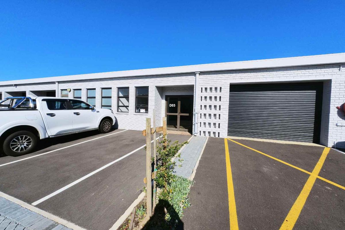 153sqm Warehouse space to let - Montague Gardens - Photo 2