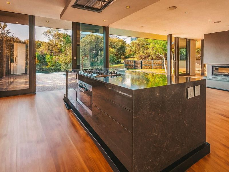 Elegance Redefined: Your Modern Oasis Amidst Nature's Embrace - Photo 5