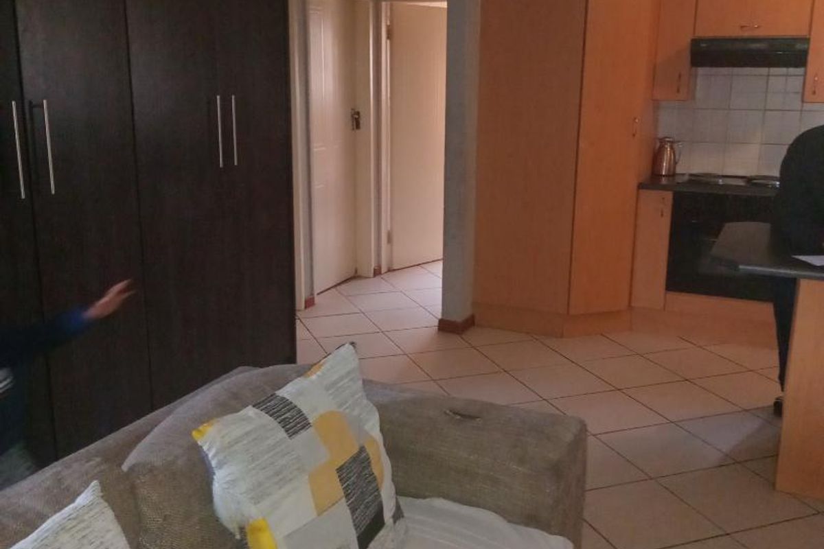 Light-flooded apartment for sale. - Photo 5