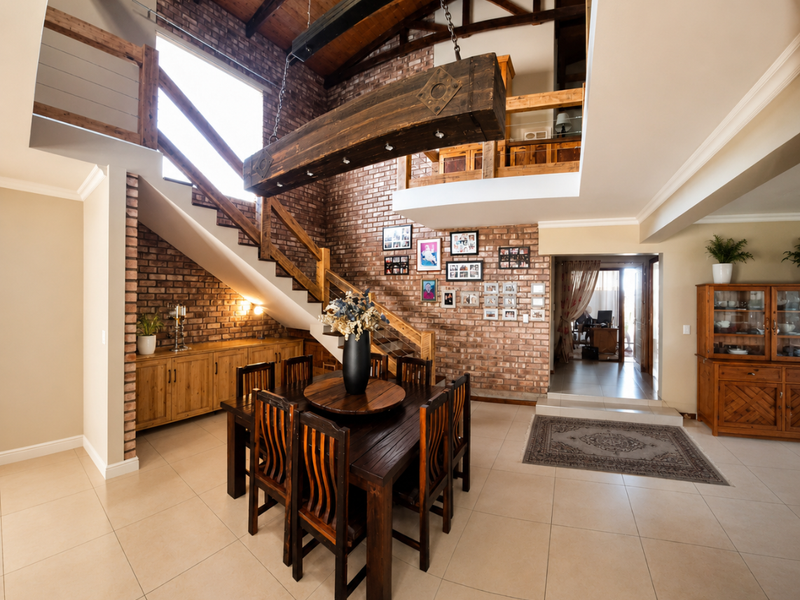 A HOME DESIGNED FOR LIVING AND ENTERTAINING - Photo 7