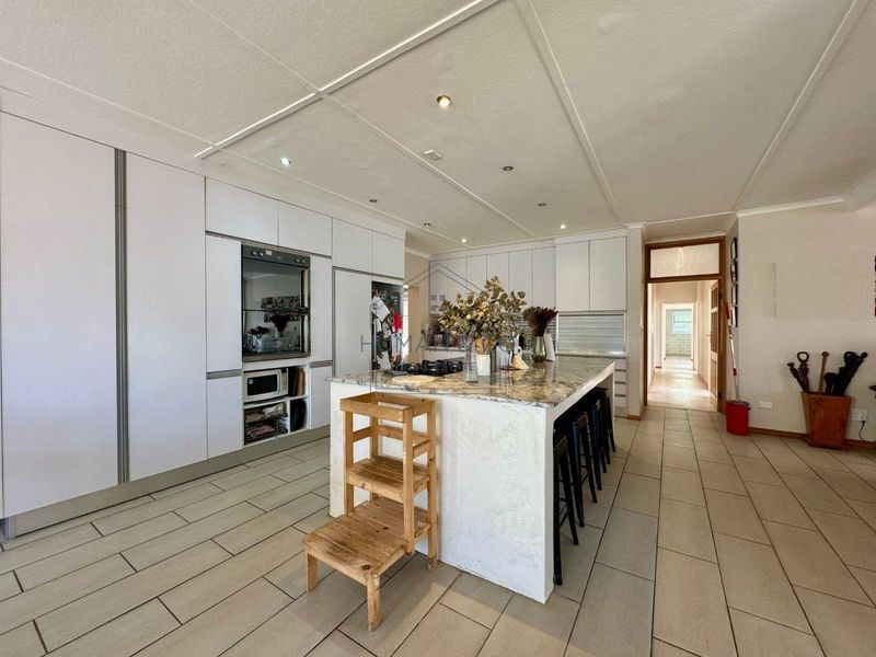 Spacious 5 Bedroom house in prime Meersig Area - Photo 7