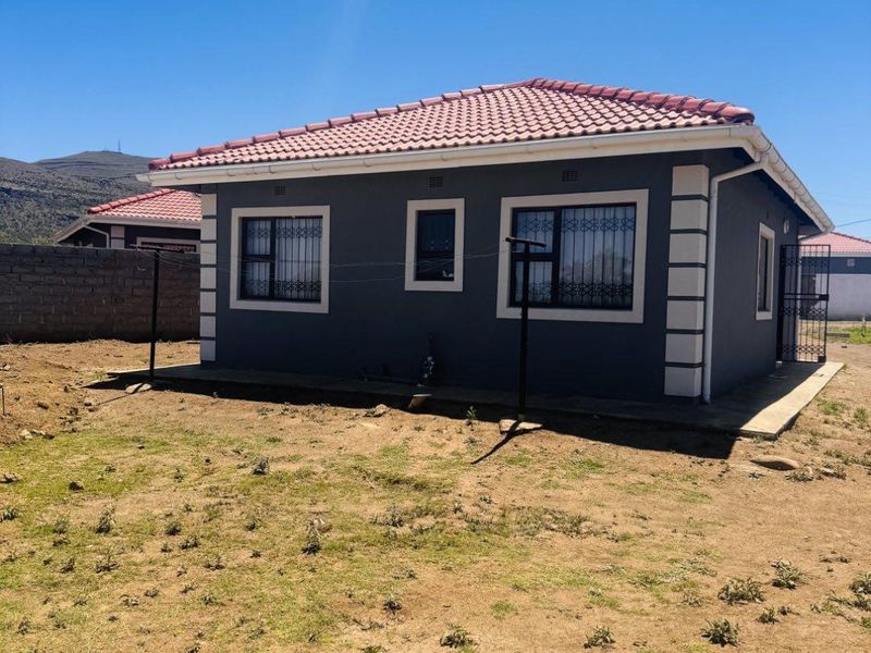 Property For Sale in Queenstown - Photo 4