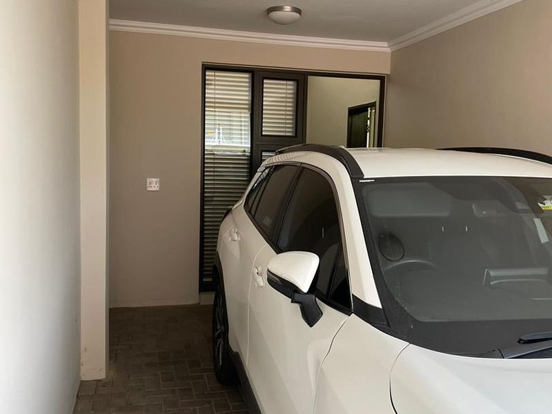 TOWNHOUSE FOR SALE - CENTRAL WINDHOEK, NAMIBIA - Photo 4