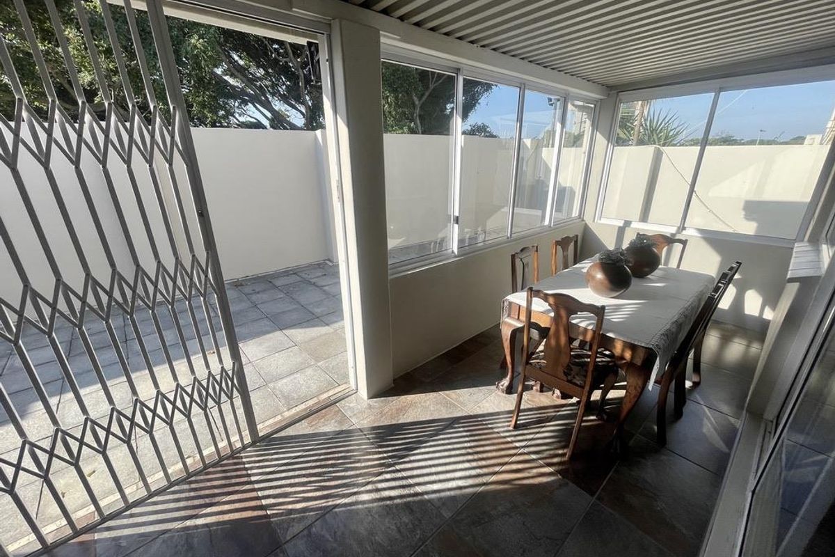 Hendra - Cozy 4 Bedroom Duplex To Rent In La Lucia - Photo 5