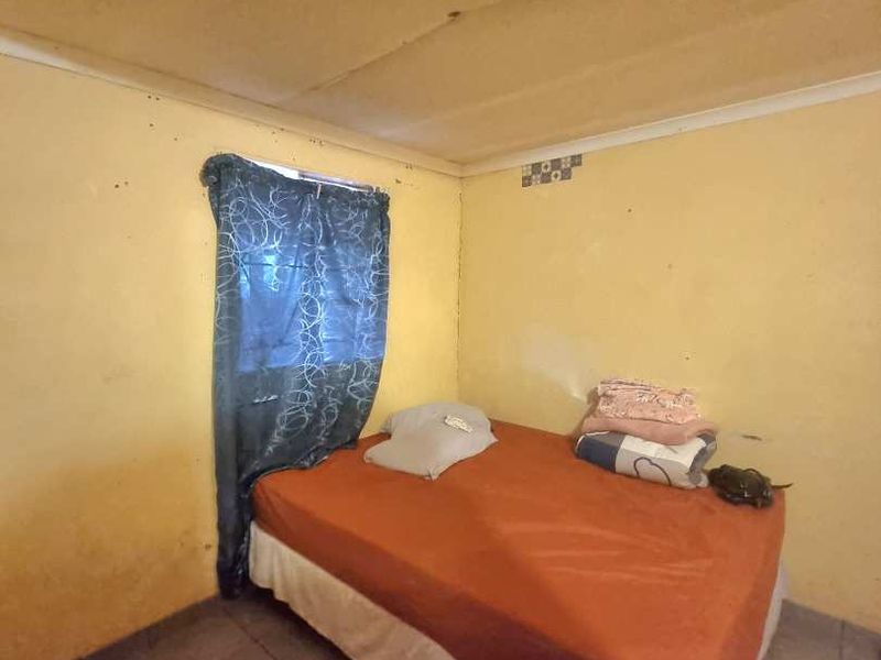 HOUSE FOR SALE IN KATUTURA CENTRAL - Photo 8