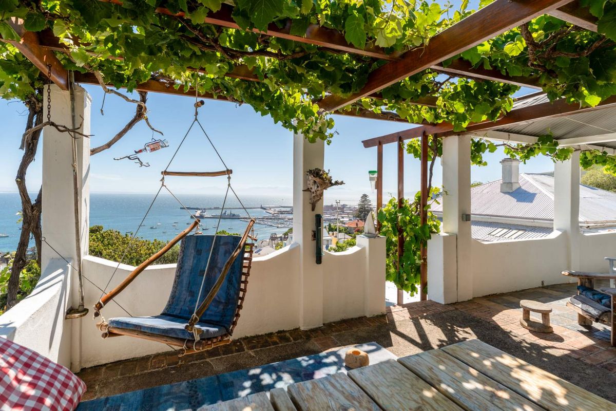 Discover Hillside Charm in Simon’s Town - Photo 3