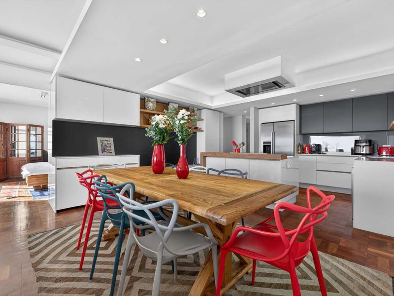 ELEVATED SEASIDE LIVING IN ICONIC OSTENDE - Photo 6